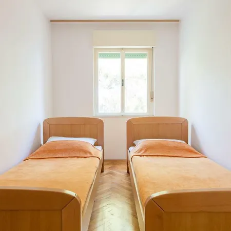 Zeljka Apartment Podstrana